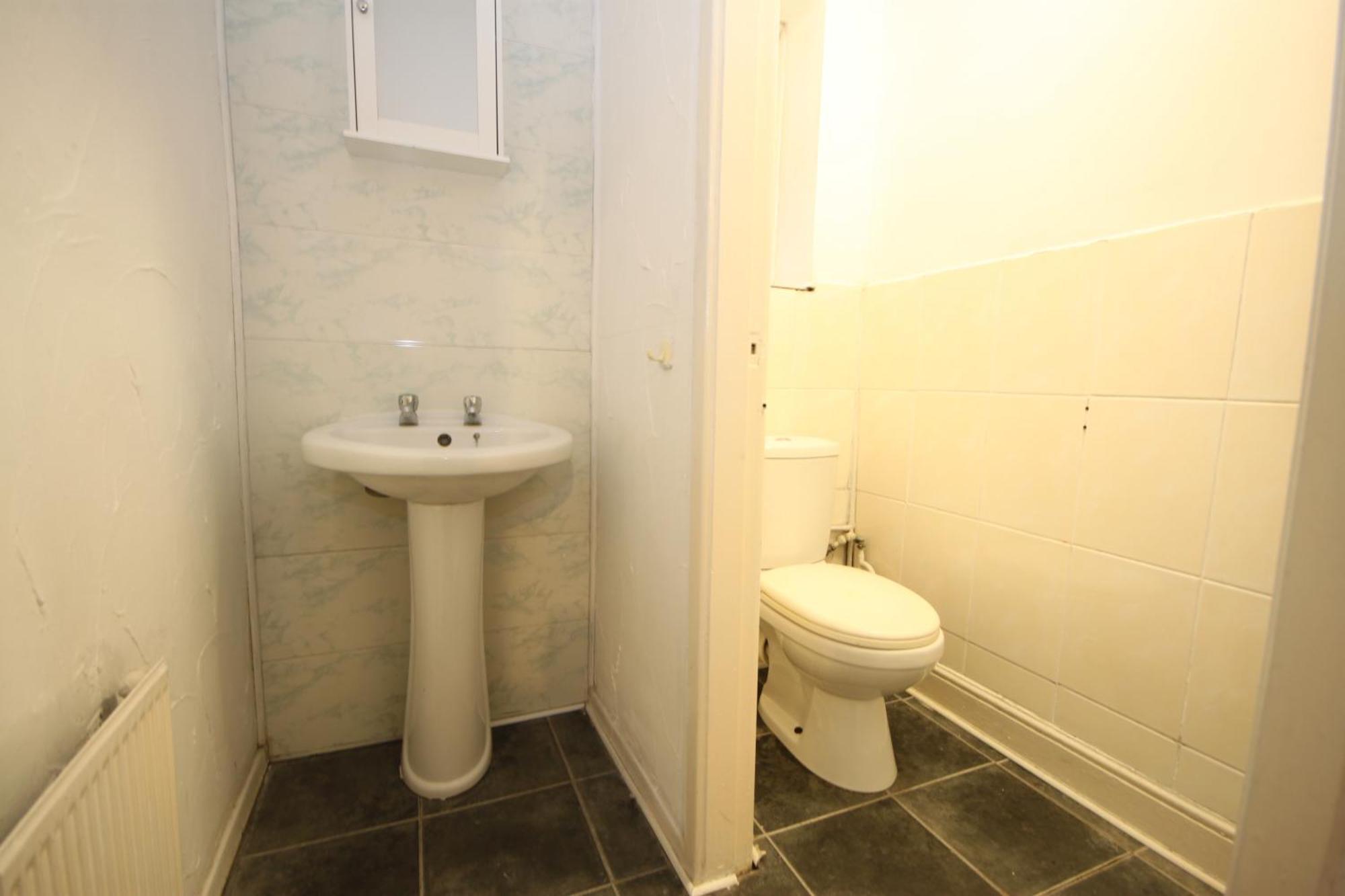 Barton Seaview, Self Catering Studio Apartments, Promenade & Central Beach Location, Families, Couples Or 23 Years Plus Only, Free Parking Blackpool Dış mekan fotoğraf